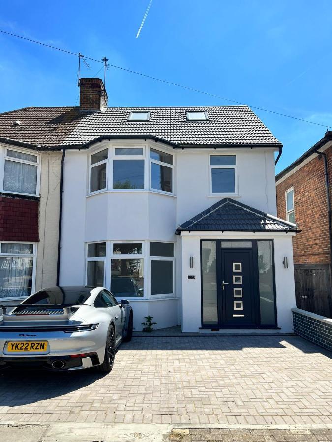 Wembley Stadium 5 Star Brand New Luxury Sleeps 14 With Parking Londres Exterior foto