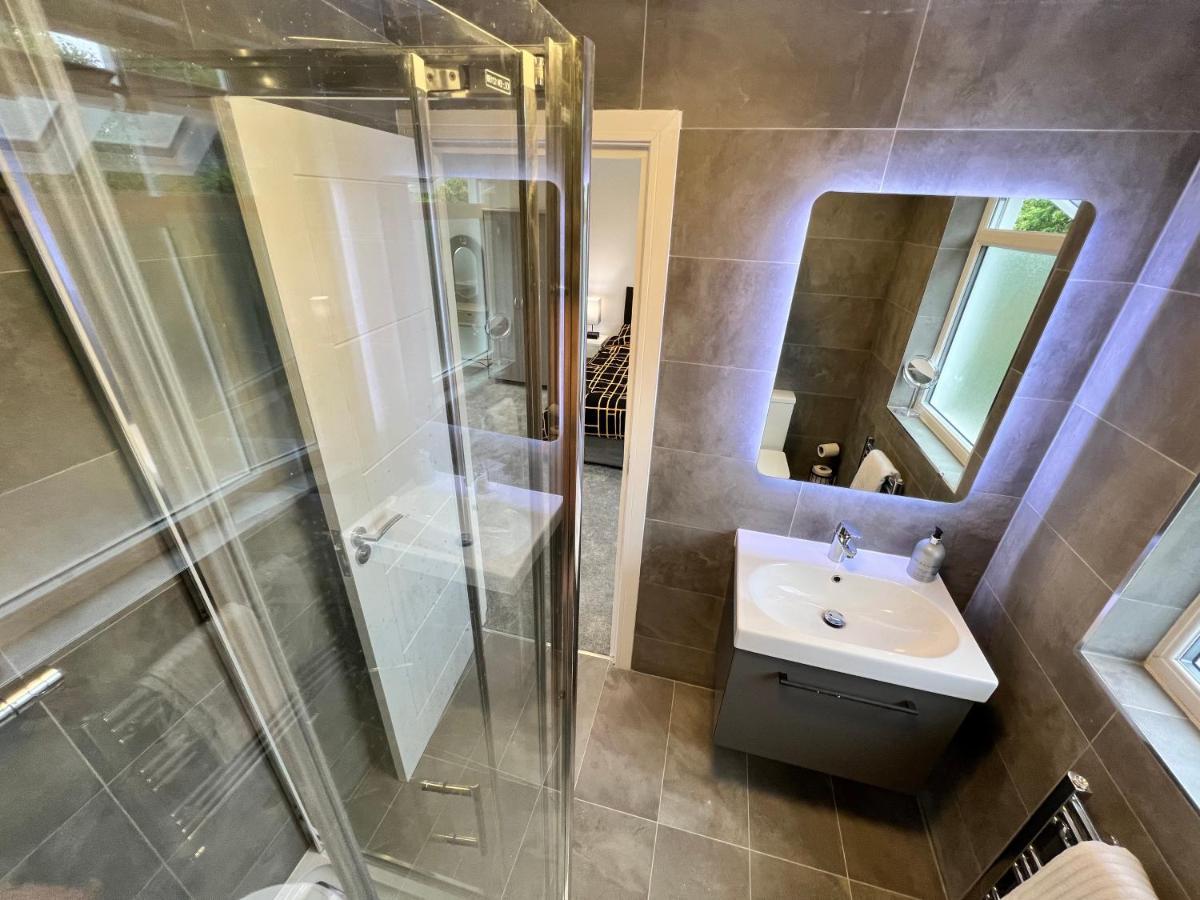 Wembley Stadium 5 Star Brand New Luxury Sleeps 14 With Parking Londres Exterior foto