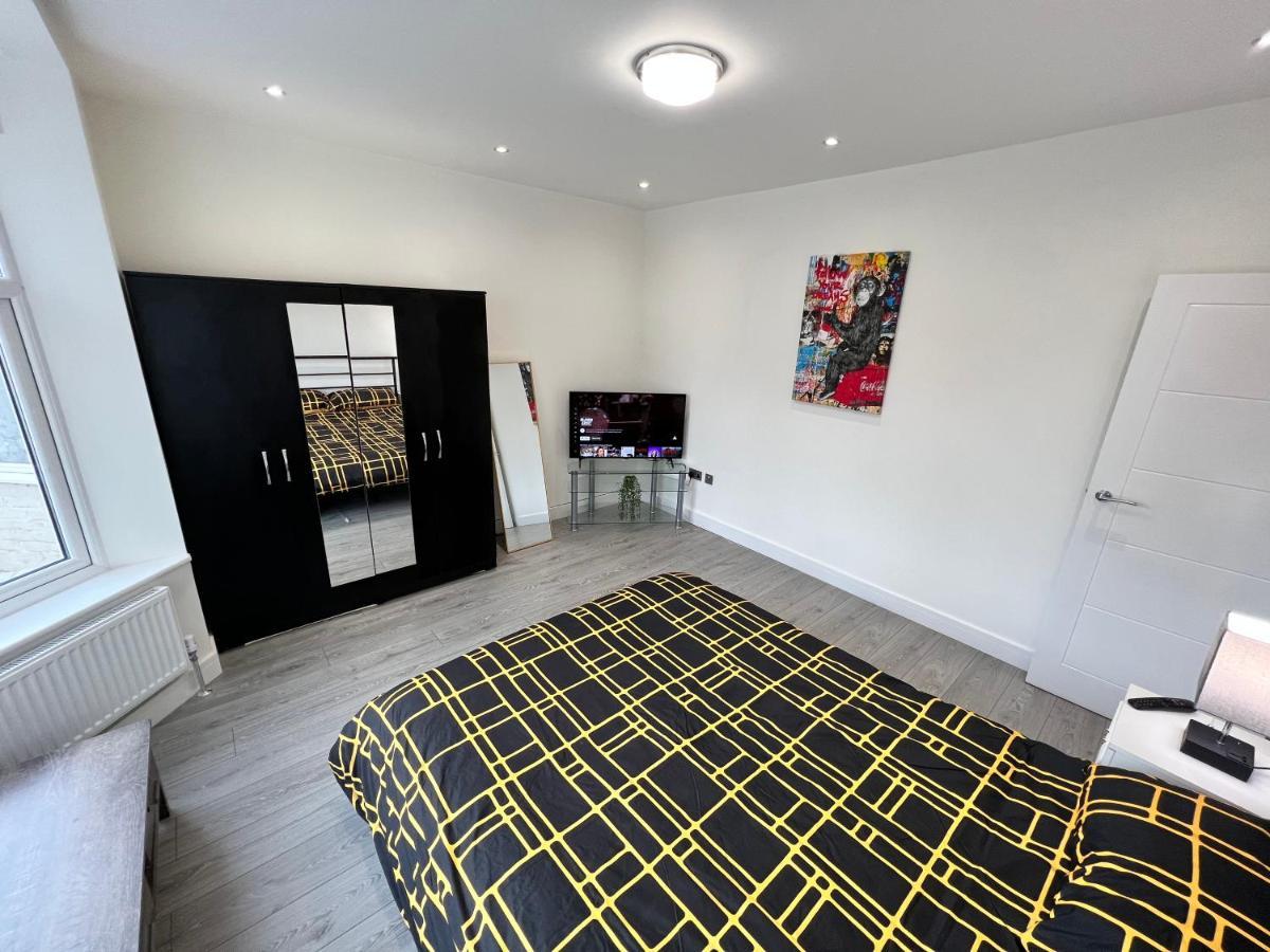 Wembley Stadium 5 Star Brand New Luxury Sleeps 14 With Parking Londres Exterior foto
